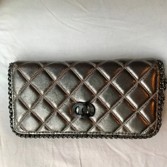 maysince Handbags - Chain Trim Quilted Continental Zip Wallet Metallic